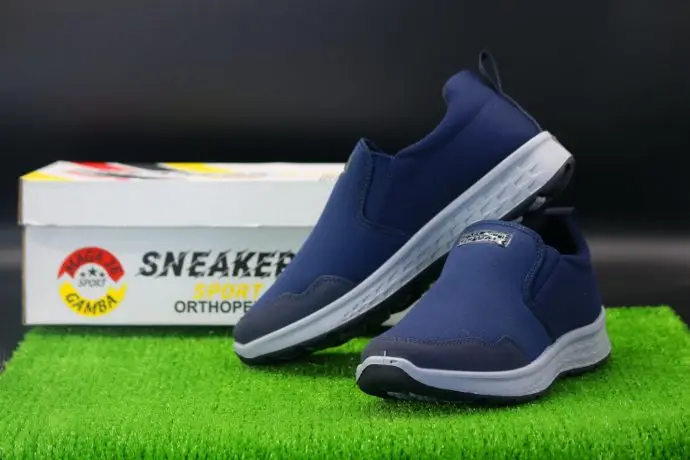 حذاء 3 Skechers