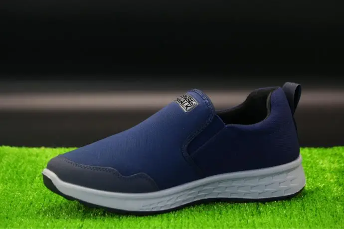 ⁦حذاء 3 Skechers⁩ - الصورة ⁦6⁩