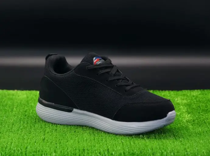 ⁦حذاء 2 Skechers⁩ - الصورة ⁦8⁩