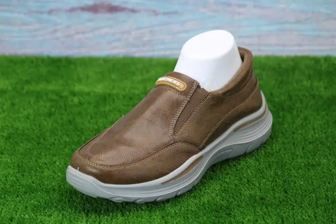 ⁦حذاء M6 SNECHERS⁩ - الصورة ⁦5⁩