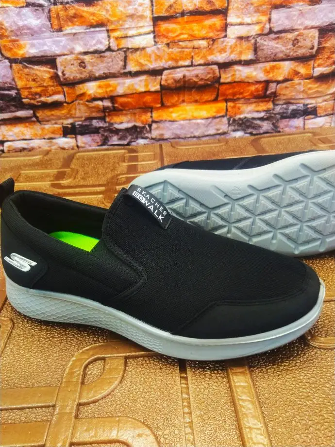 ⁦skechers حذاء مريح⁩ - الصورة ⁦3⁩