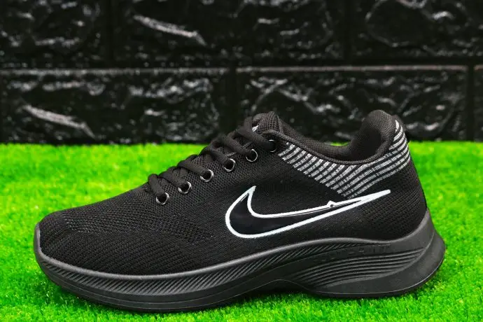 ⁦حذاء LOVERDO NIKE⁩ - الصورة ⁦8⁩