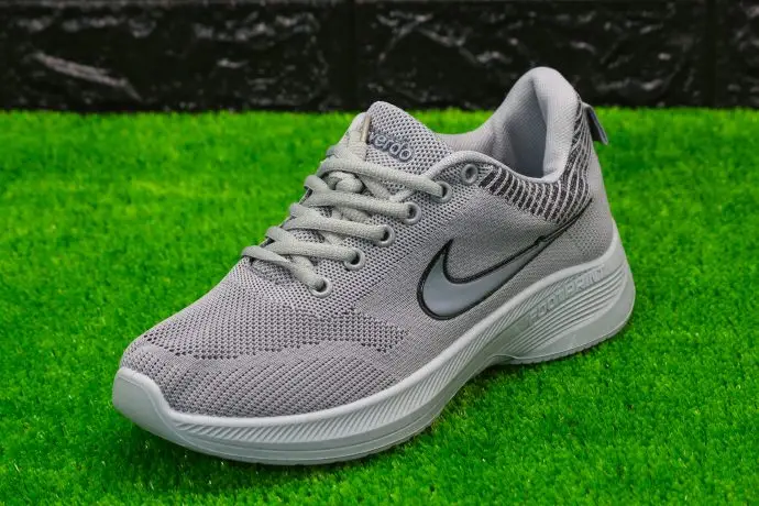⁦حذاء LOVERDO NIKE⁩ - الصورة ⁦9⁩