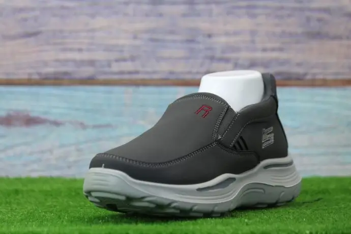 ⁦حذاء skechers الجديد M10⁩ - الصورة ⁦3⁩