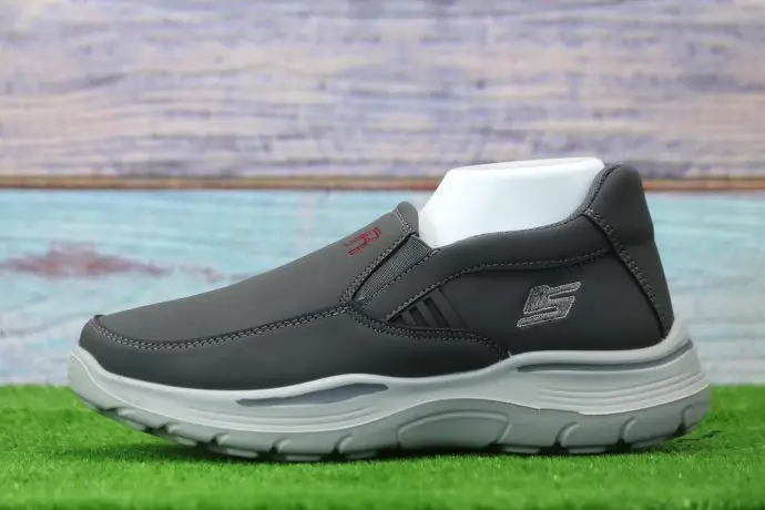 ⁦حذاء skechers الجديد M10⁩ - الصورة ⁦4⁩