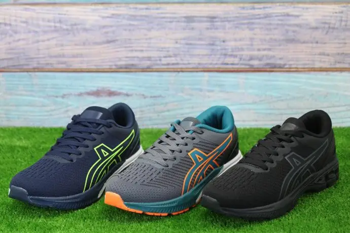 حذاء asics m12