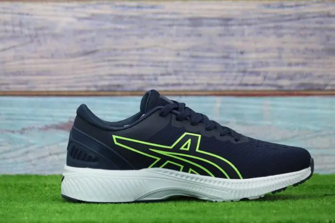 ⁦حذاء asics m12⁩ - الصورة ⁦3⁩