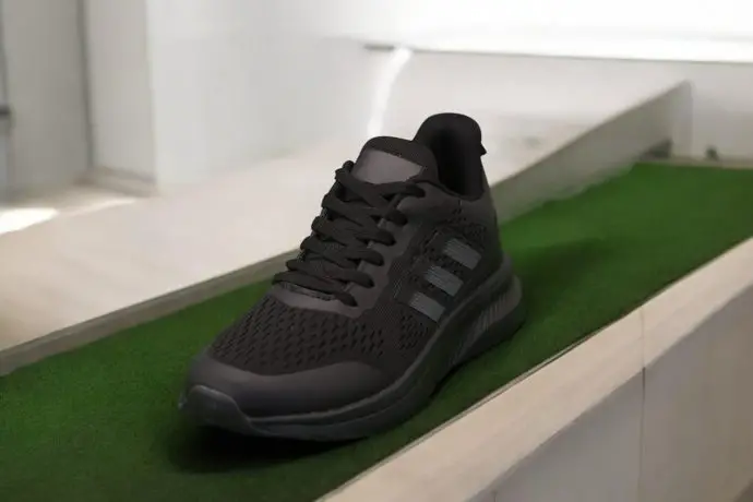 ⁦حذاء adidas m13⁩ - الصورة ⁦12⁩