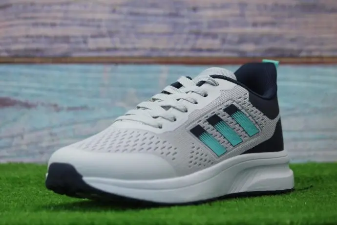 ⁦حذاء adidas m13⁩ - الصورة ⁦8⁩