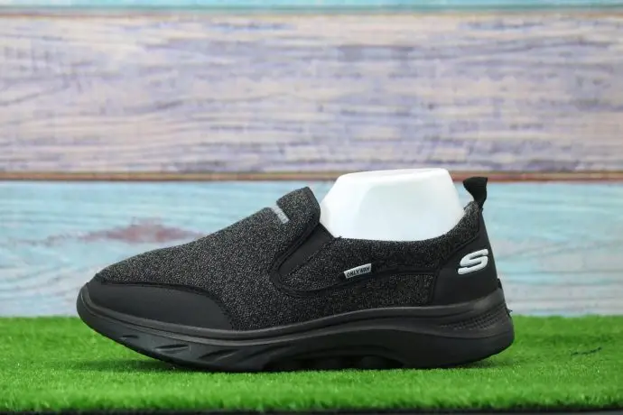 ⁦حذاء Skechers Sport M14⁩ - الصورة ⁦10⁩