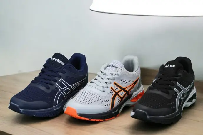 حذاء asics m15