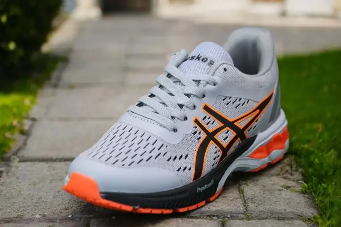 ⁦حذاء asics m15⁩ - الصورة ⁦14⁩