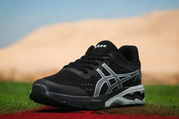 ⁦حذاء asics m15⁩ - الصورة ⁦13⁩