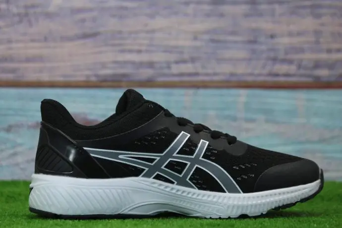 ⁦حذاء asics m15⁩ - الصورة ⁦7⁩