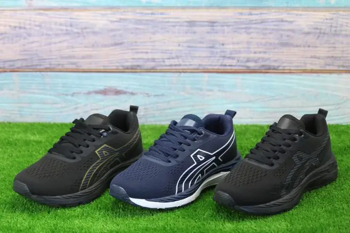 ⁦حذاء ASICS المتميز M20⁩ - الصورة ⁦2⁩